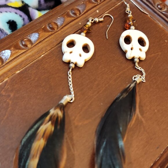Feather & Bone Skull Earrings - Picture 2 of 3